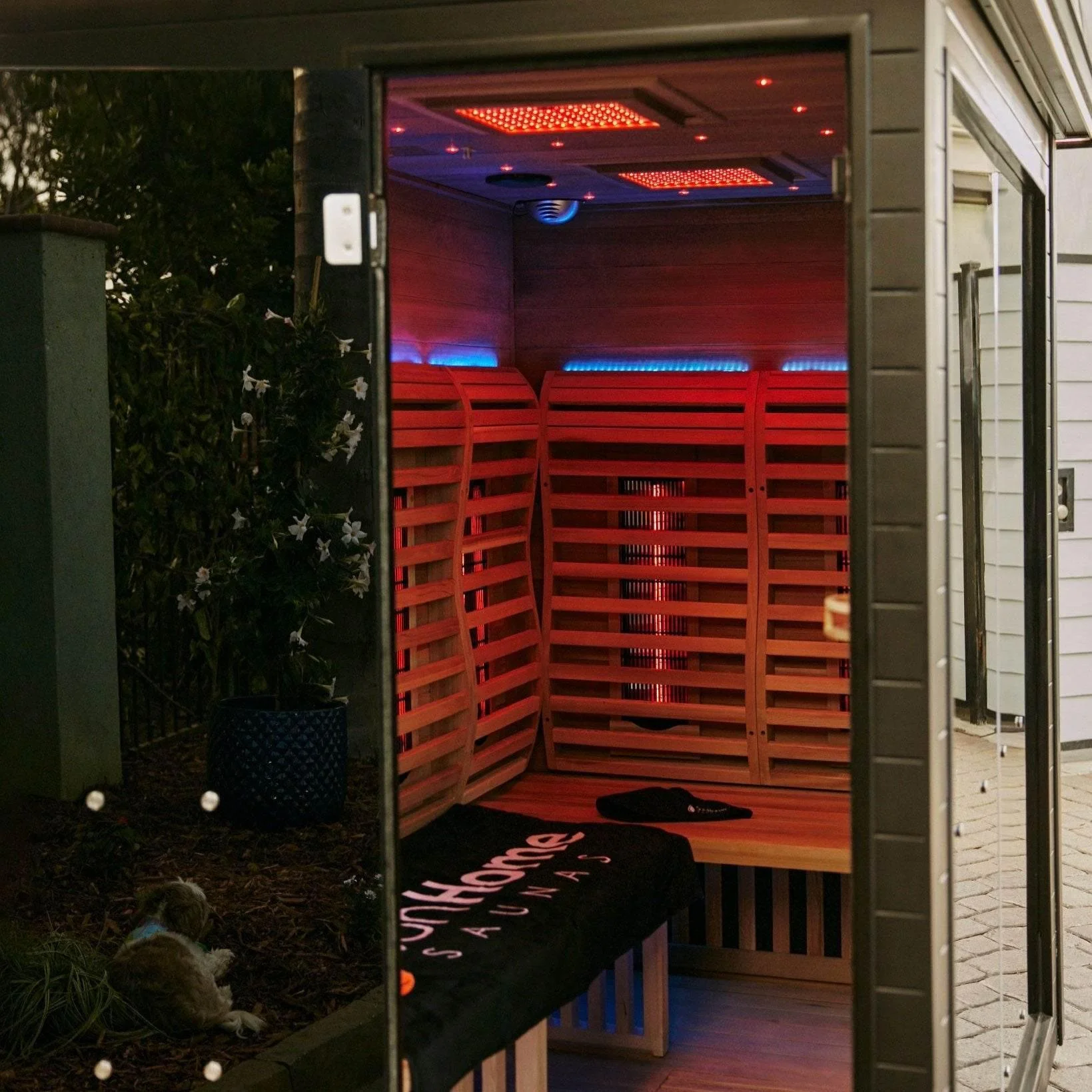 Sun Home Luminar™ Outdoor 2-Person Full Spectrum Infrared Sauna - Image 11
